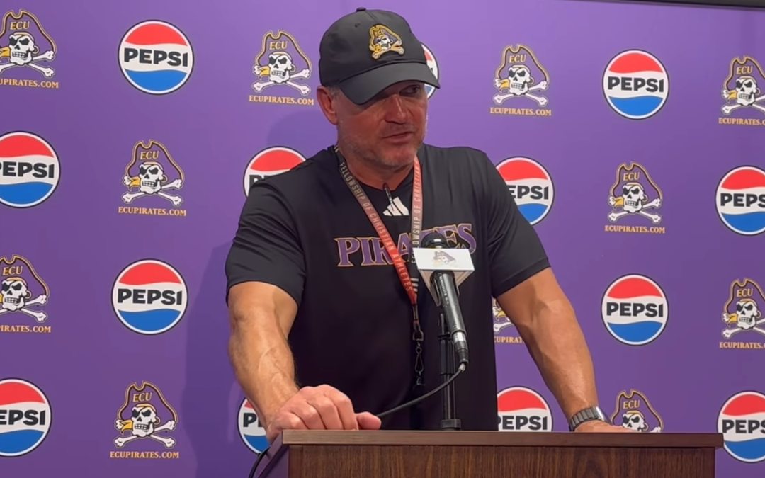 Former ECU football coach Mike Houston pins letter to fans