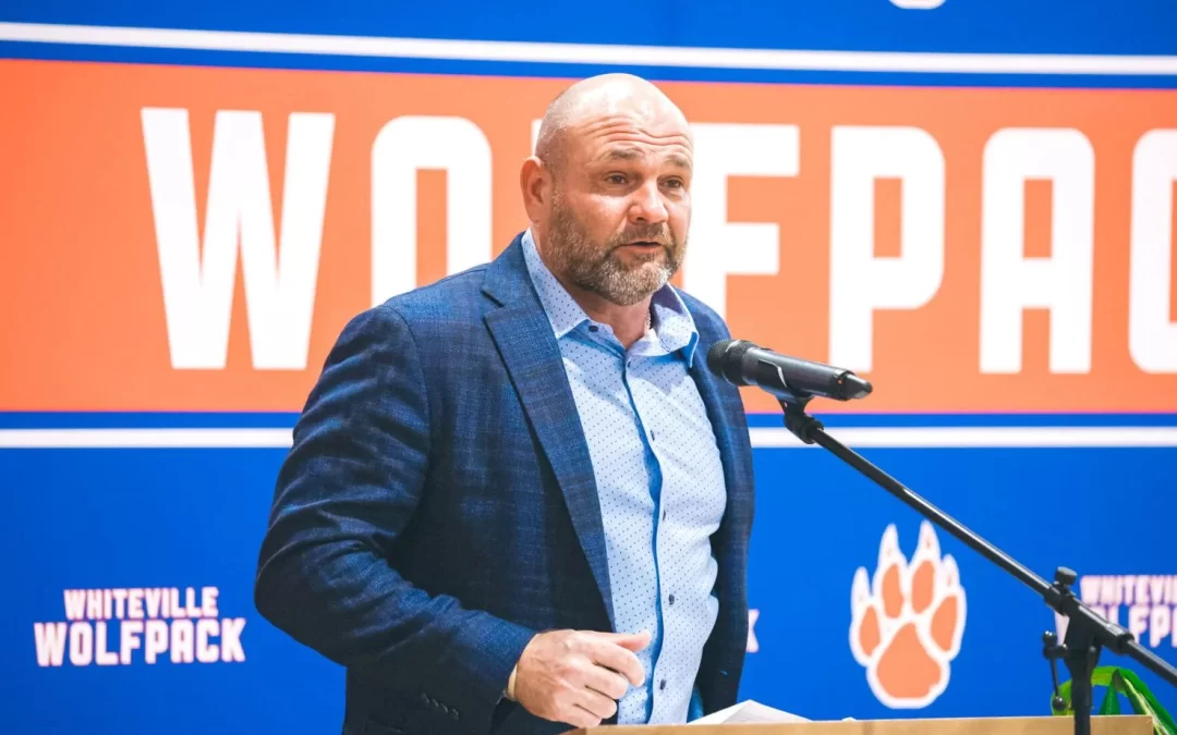 Emotional night for Cliff Godwin and others at Whiteville First Pitch Banquet