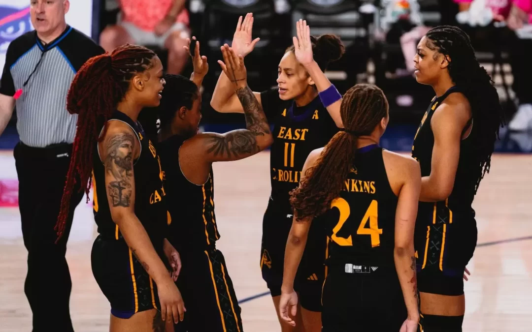 Big first quarter helps lift ECU women past Florida Atlantic