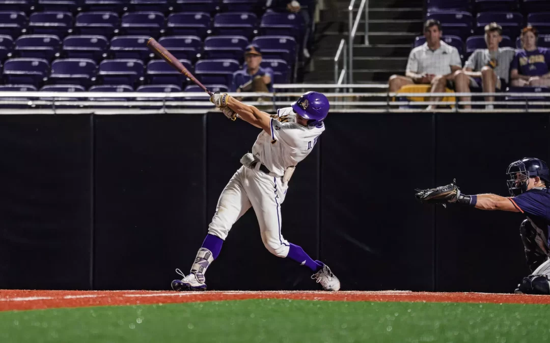 UTSA holds off East Carolina 8-5 in series opener; DH on Saturday