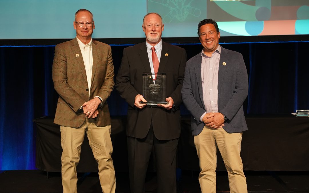 GUC general manager / CEO receives leadership award