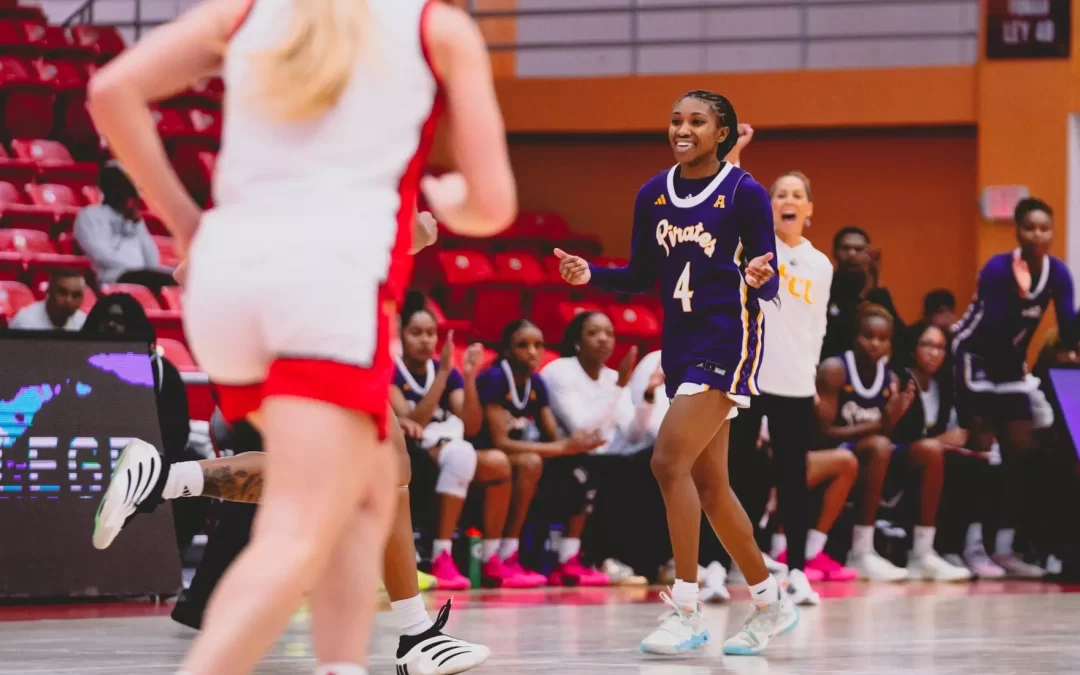 ECU women come back to down Illinois State, 73-66, in Coliseo Guillermo Angulo