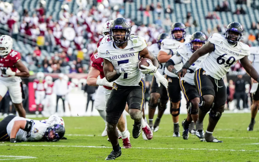 ECU keeps rolling with big win at Temple