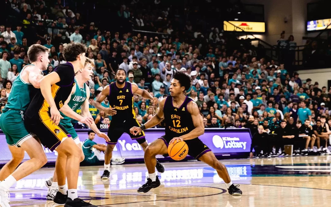 Pirates fall at UNCW, 85-60