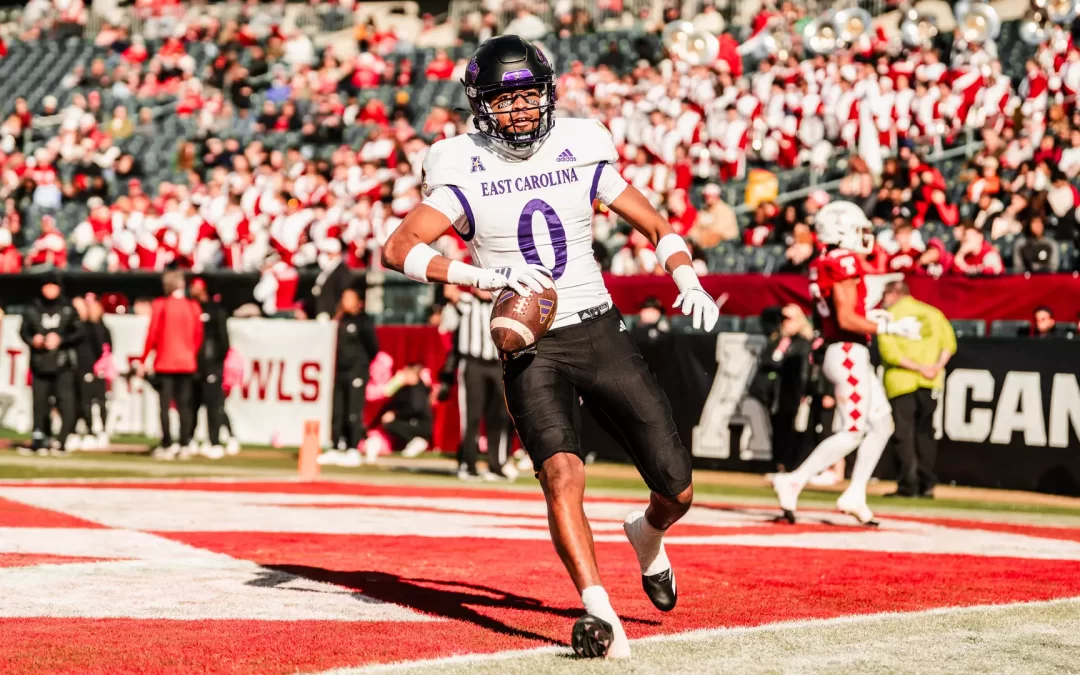 ECU hosts Charlotte for homecoming in tuneup for Memphis game