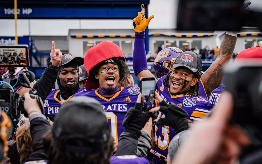 Pirates celebrate as back-to-back Go Bowling Military Bowl champs