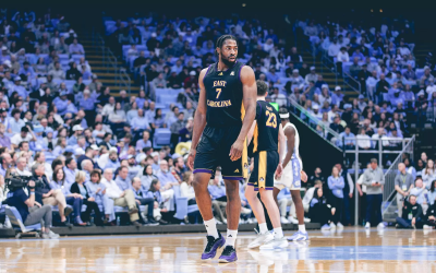 Pirates fall at No. 12 North Carolina, 99-51