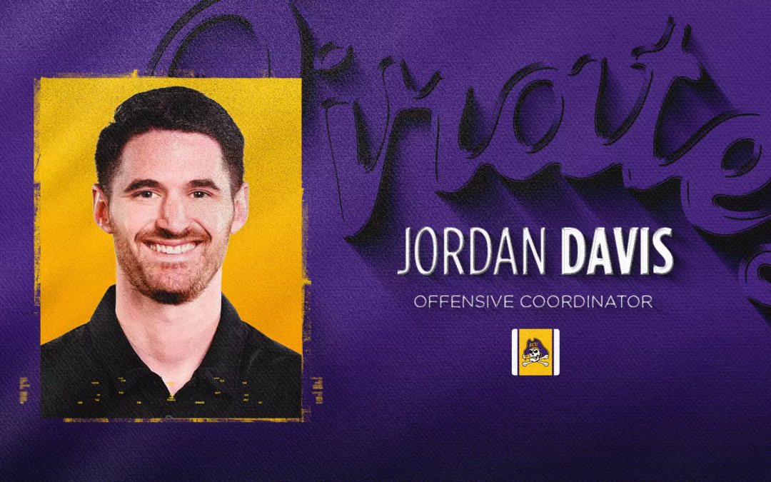 Davis named East Carolina offensive coordinator