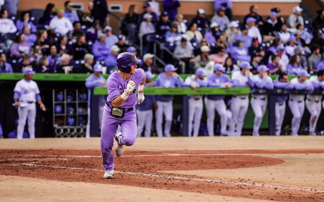 Pirates hold off late College of Charleston rally for 8–7 win