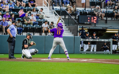 Pirates split series with Tulane, force tiebreaker Sunday