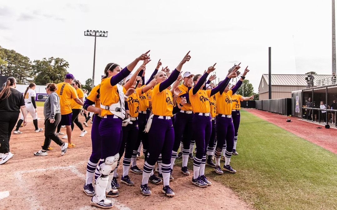 Pirates advance to championship game with 3-2 win over Wichita State